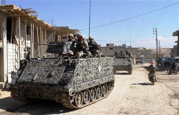 Lebanese forces patrol the town of Arsal, which recently witnessed the arrest of a top 'Islamic State of Iraq and the Levant' leader. [Photo courtesy of the Lebanese army’s guidance directorate]