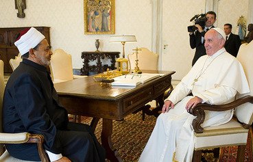 رجال دين: لقاء البابا وشيخ الأزهر رسالة ضد الإرهاب