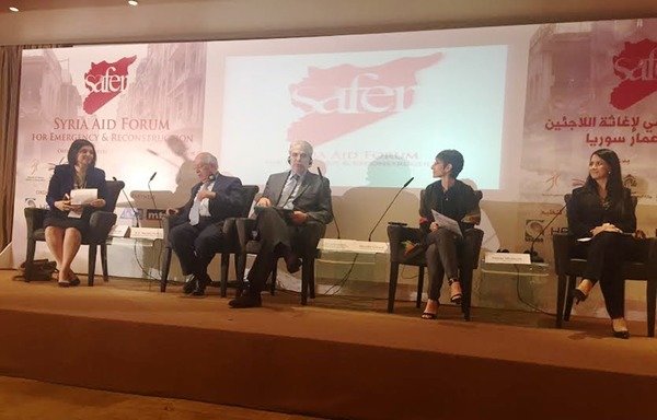 شرکت کنندگان در مجمع کمک رسانی فوری و بازسازی سوریه روزهای اول و دوم ژوئن در بیروت گردهم آمدند. [نهاد طوبالیان/الشرفه]