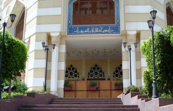 دعا شيخ الأزهر أحمد الطيب العلماء السنة والشيعة إلى إصدار فتوى تحرم التقاتل بين أبناء المذهبين. [وليد أبو الخير/المشارق]