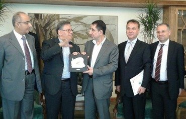 Lebanese minister's overtures to Iran draw rebuke