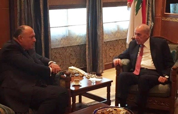 Egyptian Foreign Minister Sameh Shukri (L) meets with Lebanese Speaker of Parliament Nabih Berri during a November 15th to 17th official visit to Lebanon. [Photo courtesy of the Egyptian Foreign Ministry]