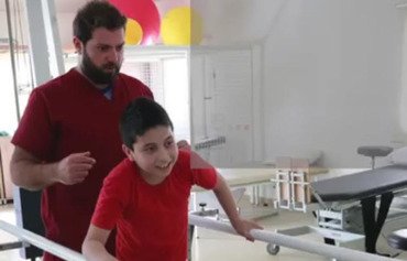 Cross-border medics treat Syria war wounded