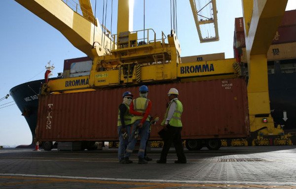 صورة عامة لمطار حمد في الدوحة في 14 حزيران/يونيو. دعت قطر الدول المجاورة إلى رفع الحظر عن الدوحة قبل أن تشارك في مفاوضات لإنهاء الأزمة الدبلوماسية بين دول الخليج. [كريم جعفر/أ ف ب]