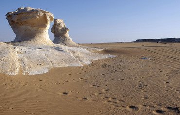 Egypt targets ISIS affiliate in Western Desert