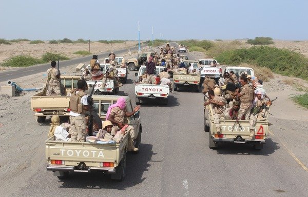 Yemeni forces head to the Abyan province capital of Zinjibar to launch an offensive to recapture the town from al-Qaeda in this file photo from August 14th, 2016. A year later, al-Qaeda has been reduced to carrying out sporadic attacks in the province, experts tell Al-Mashareq. [Saleh al-Obeidi/AFP]