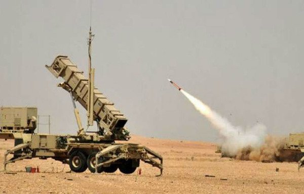 One of the Saudi Arabian army's anti-ballistic missiles, pictured here, on Saturday (November 4th) shot down a missile over Riyadh that had been fired from Yemeni territory. [Photo circulated on social media]