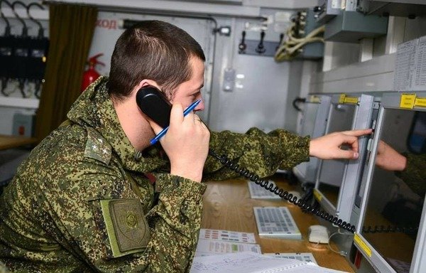 A Russian soldier in the operations room at Khmeimim Air Base in Syria, which guides the flight path for Russian sorties. [Photo circulated on social media]