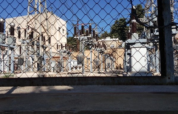 Lebanese power stations, including this one in Aley, are not producing sufficient electricity to keep up with the national demand. [Junaid Salman/Al-Mashareq]