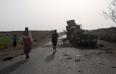 Yemeni forces edge closer to al-Hodeidah