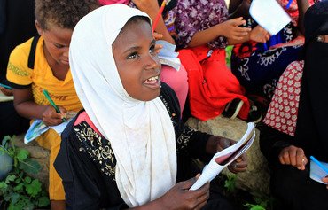 النظام التعليمي باليمن يعاني من أجل الاستمرار