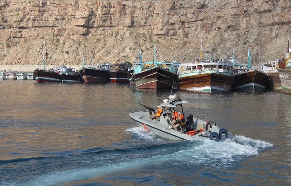 Yemeni pro-government forces are seen in a military boat in al-Mukalla port on November 29th. [Saleh al-Obeidi/AFP] 