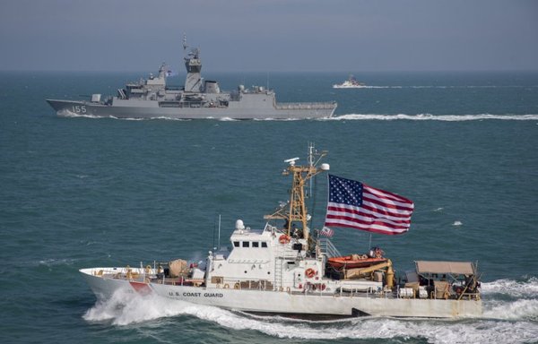 In direct support to the Combined Task Force 152 maritime security mission, the Australian frigate HMAS Ballarat, US Coastguard cutters Adak and Maui and the Iraq Navy patrol boat 309 have conducted a successful period of joint operations in the Northern Gulf in late 2018. [Photo courtesy of CMF]