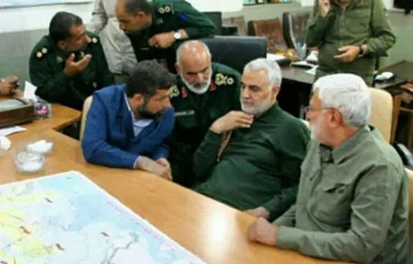 IRGC Quds Force commander Maj. Gen. Qassem Soleimani takes part in a meeting with senior IRGC officers and the leaders of Iran-aligned Iraqi militias at a 'crisis' meeting held in Ahwaz. [Photo circulated on social media]