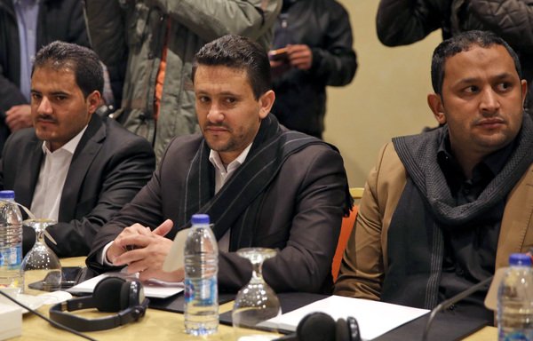 Abdul Qader Murtada, the head of the Houthi delegation, attends talks on a prisoners swap with the Yemeni government on February 5th in the Jordanian capital of Amman. [Khalil Mazraawi/AFP]