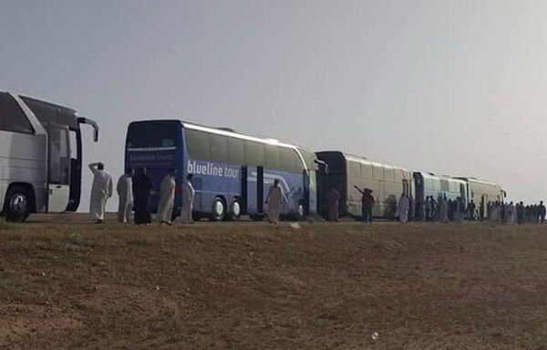 A convoy of buses enter Syria via the IRGC-controlled crossing under the pretext of visiting holy sites. [Photo circulated on social media]