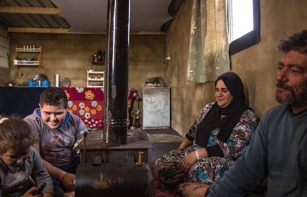 يساعد برنامج المأوى المجاني على تأمين السكن الآمن للاجئين السوريين في المجتمعات المضيفة اللبنانية منذ العام 2013. [حقوق الصورة لجمعية إنقاذ الطفل]