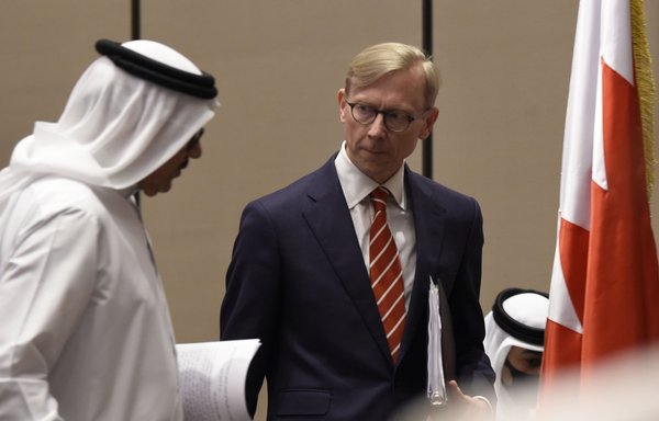 Brian Hook (R), US Special Representative for Iran and Senior Adviser to the US Secretary of State, and Bahrain Foreign Minister Abdullatif al-Zayyani attend a press conference in the Bahraini capital Manama on June 29th. [Mazen Mahdi/AFP]