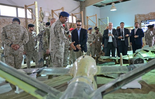 Saudi Col. Turki al-Malki (Center-L) shows US Assistant Secretary of Near Eastern Affairs David Schenker (C) reportedly Iranian weapons seized by Saudi forces from Iran-backed Houthis, during a visit to a military base in al-Kharj in central Saudi Arabia, on September 5th, 2019. [Fayez Nureldine/AFP]