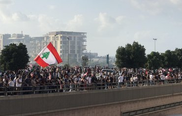 شركات مرتبطة بحزب الله نهبت أموالا من الدولة