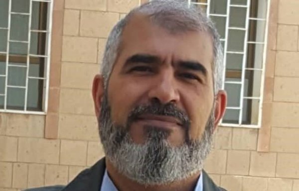 Houthi courts on August 22nd have resumed their trial against Bahai leader Hamid bin Haydara as a fugitive from justice, even though he was released from Houthi prisons and expelled from Yemen on July 30th. [Photo via USCIRF]