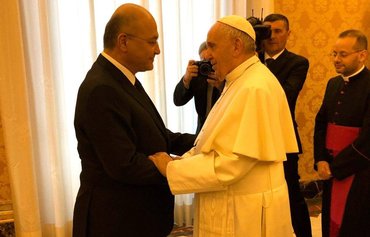 Iraqis hail Pope's upcoming historic visit