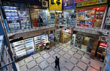 تهدید شدن آینده جمهوری اسلامی توسط اقتصاد متزلزل ایران