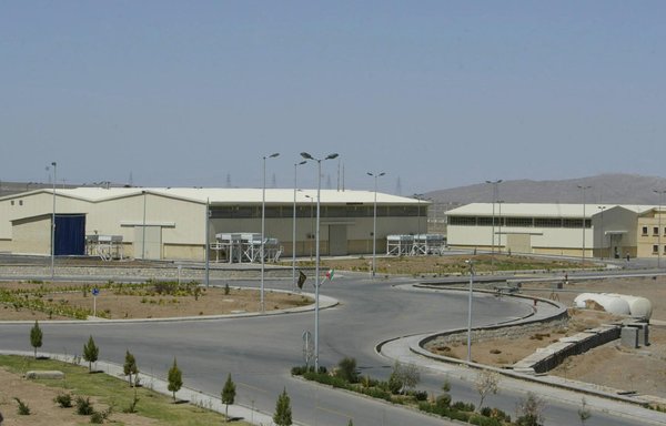 A view of the Iranian nuclear research centre of Natanz, 270 kms south of Tehran. [HENGHAMEH FAHIMI / AFP]
