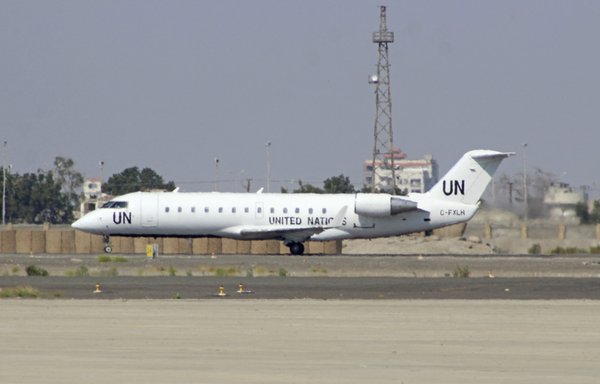 An aircraft carrying UN Special Envoy for Yemen Martin Griffiths lands at the Aden Airport in southern Yemen on January 7. [Saleh al-Obeidi/AFP]