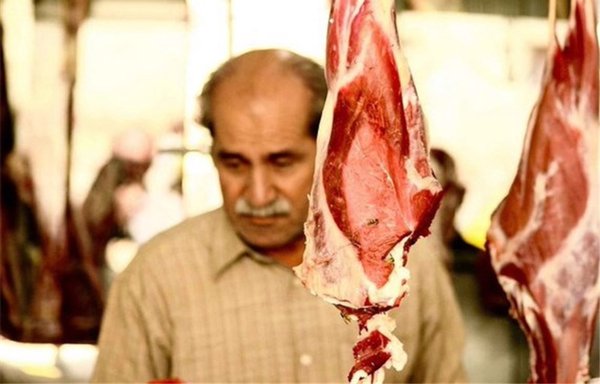 Average Iranians are barely able to afford 25 grammes of red meat per month, according to data from various reports. Red meat is a traditional staple of Iranian tables. [Tasnim News]