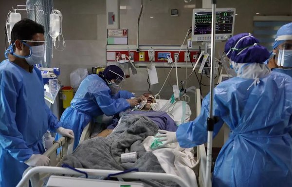 بیمارستان های بسیاری از استان های ایران، به ویژه استان های جنوبی، در میان افزایش تعداد بیماران آلوده به انواع جدیدتر کووید-۱۹ پر از بیمار هستند. [ایرنا]