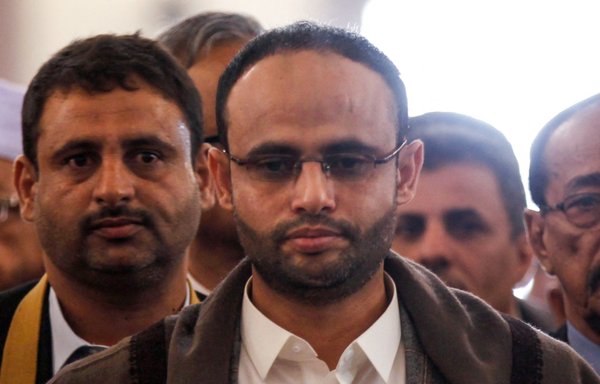 Mahdi al-Mashat, who was appointed to succeed Saleh al-Samad as head of the Houthis' Supreme Political Council, prays during al-Samad's funeral at a Sanaa mosque on April 28, 2018. [Mohammed Huwais/AFP]