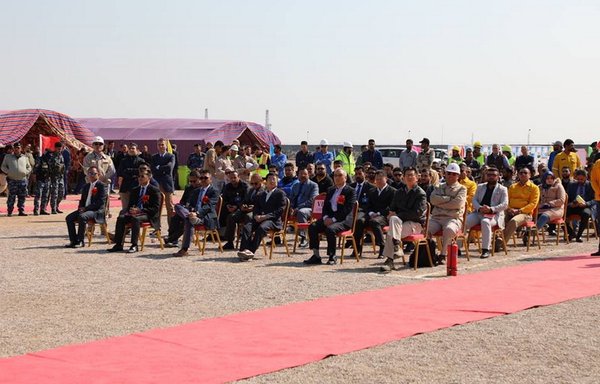 Iraqi officials and representatives of oil companies attend the February 19, 2019, inauguration of a project for the development of al-Gharraf oil field, which came under attack on December 28, 2021. [Dhi Qar Oil Co.]