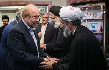 تسجيل صوتي مسرب للحرس الثوري يفضح الفساد المستشري في النظام الإيراني