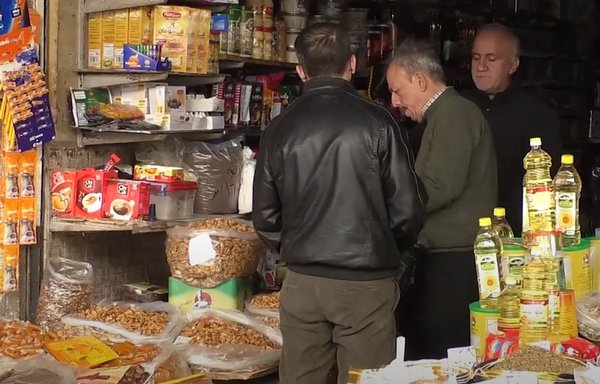 من المتوقع أن ترتفع أسعار المواد الاستهلاكية بشكل ملحوظ كنتيجة مباشرة للهجوم الروسي على أوكرانيا، مع توقع اختفاء بعض السلع من السوق. [سانا]