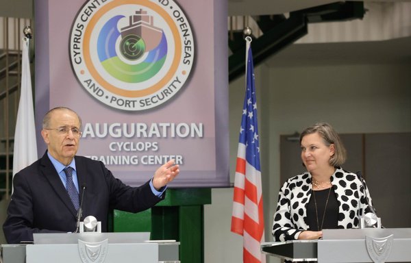 Cypriot Foreign Minister Ioannis Kasoulides and senior US State Department official Victoria Nuland attend a ceremony to inaugurate a high-tech training facility that will serve the eastern Mediterranean. [Cypriot Foreign Ministry]