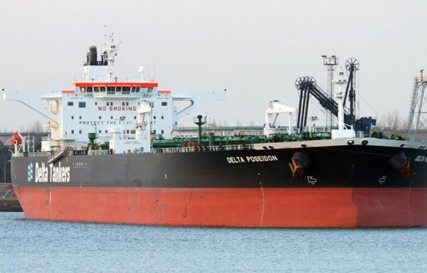 IRGC naval forces unlawfully seized two Greek-flagged oil tankers on May 27. One of them, the vessel Delta Poseidon, is seen here in an undated photo. [Hamshahri online]