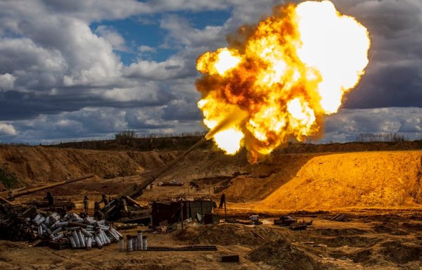 Russian artillery hits Ukrainian positions in May. [Russian Ministry of Defence]