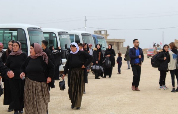 Displaced Yazidi families return from the Qadia camp in Dohuk to Sinjar district, Ninawa province, on February 5, 2021. [Eyzidi Organisation for Documentation]