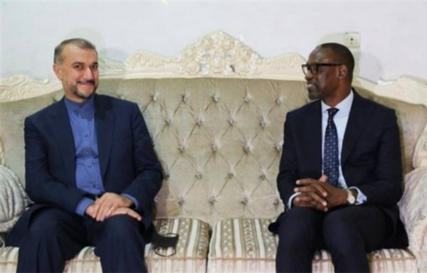 Iranian foreign minster Hossein Amir-Abdollahian meets with his Malian counterpart Abdoulaye Diop on August 23 during a visit to Mali. [Pana.ir]