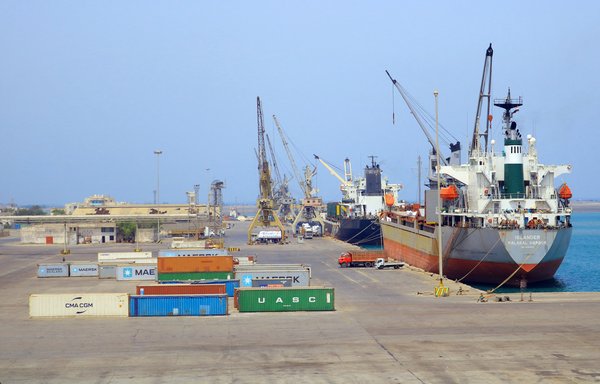 A picture taken on May 28 shows loading docks at al-Hodeidah, Yemen's Red Sea port. [AFP]