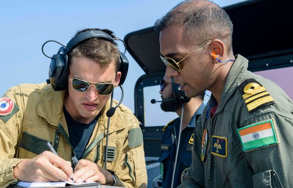 French and Indian military personnel train together on January 19. [French Navy]